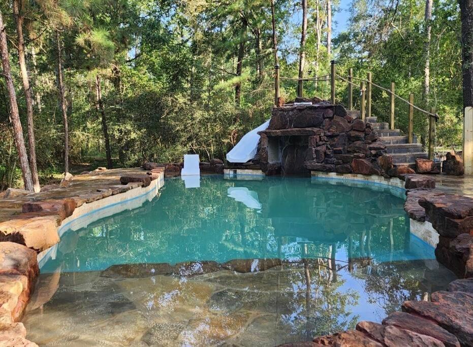 Waterfront Houston Hide Out In A Magical Forest Waller Экстерьер фото